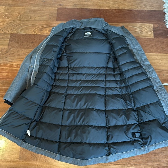 The North Face Arctic Parka - Picture 6 of 6